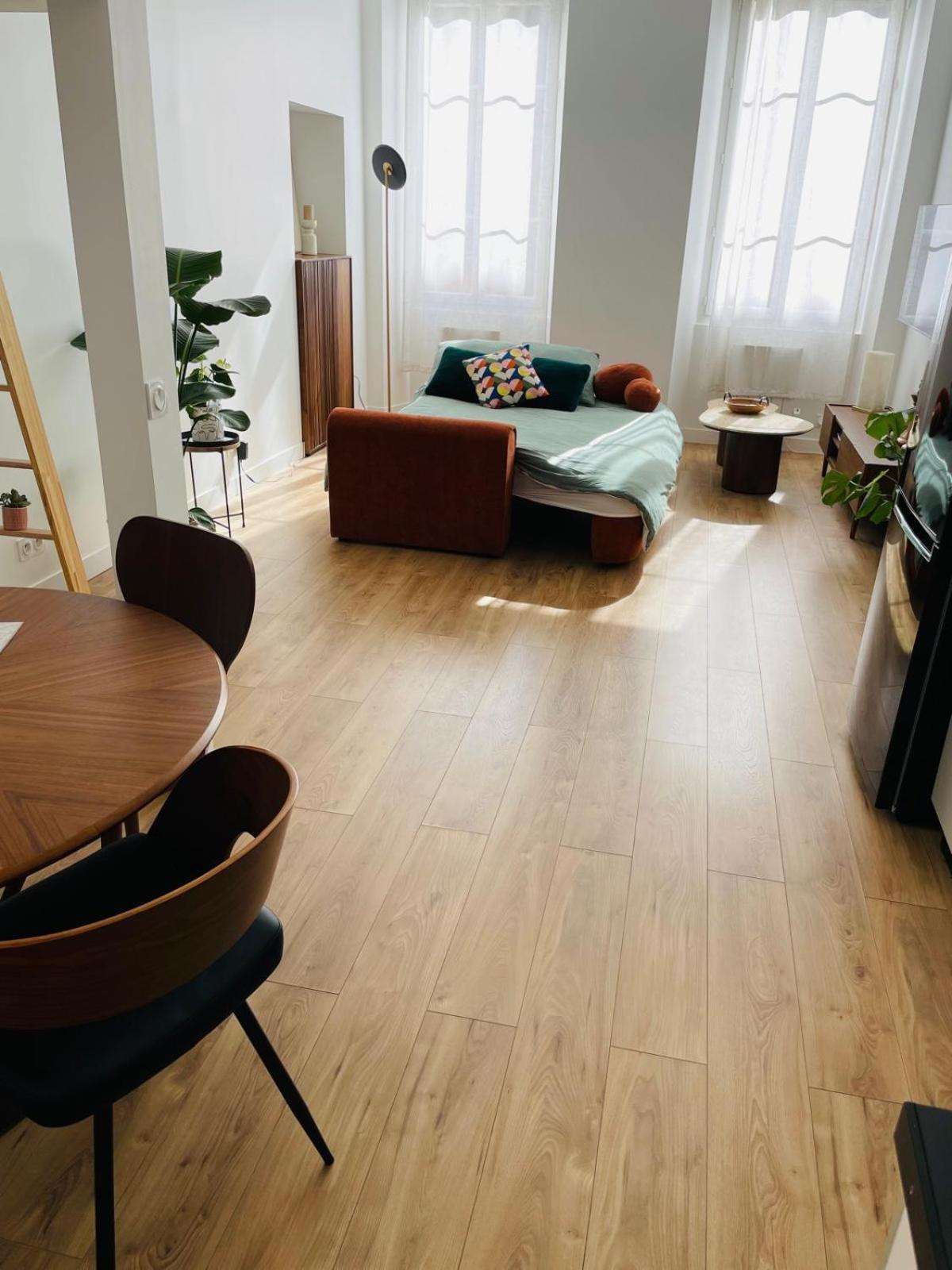 Magnifique 2 Pieces - Vieux Apartment *