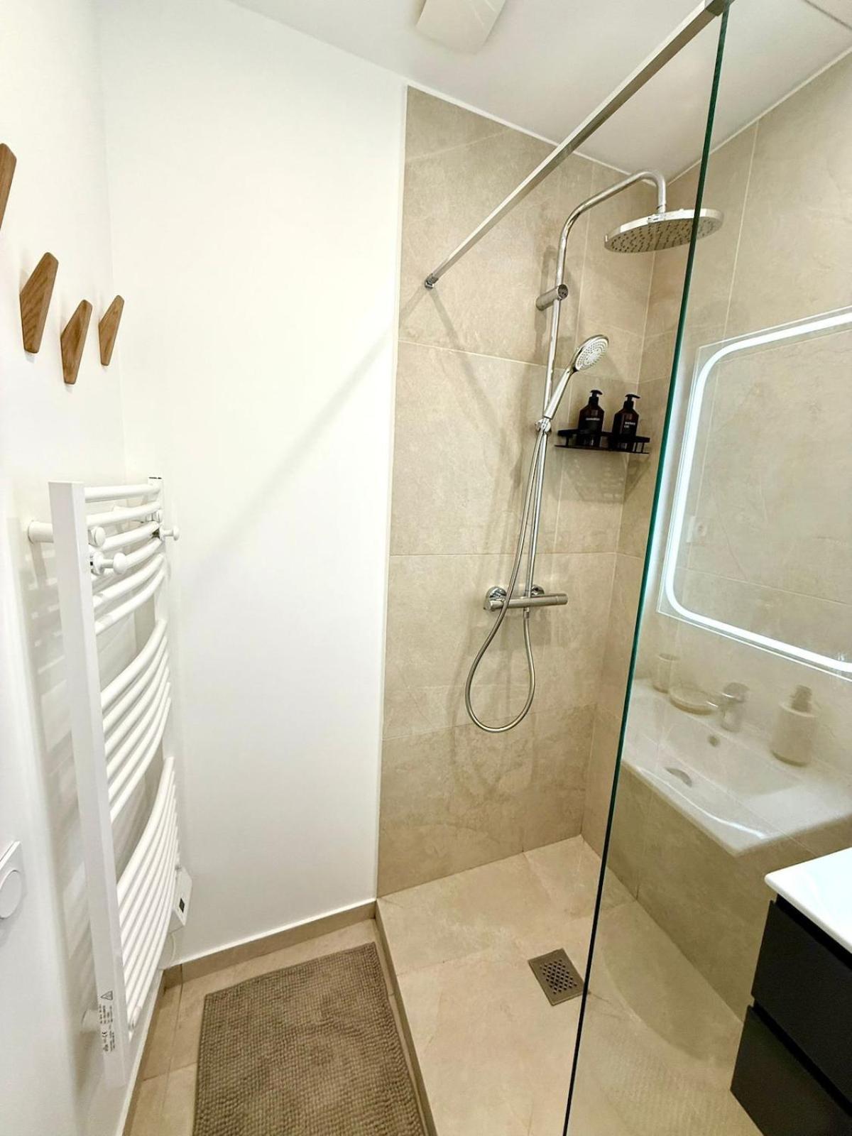 Magnifique 2 Pieces - Vieux Appartement Nice